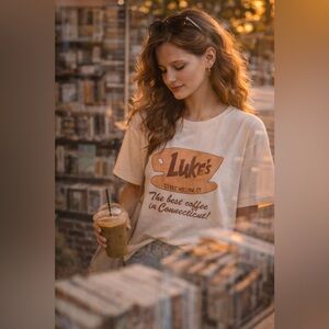 Gilmore Girls Luke’s Diner Graphic Tee Stars Hollow CT Size L